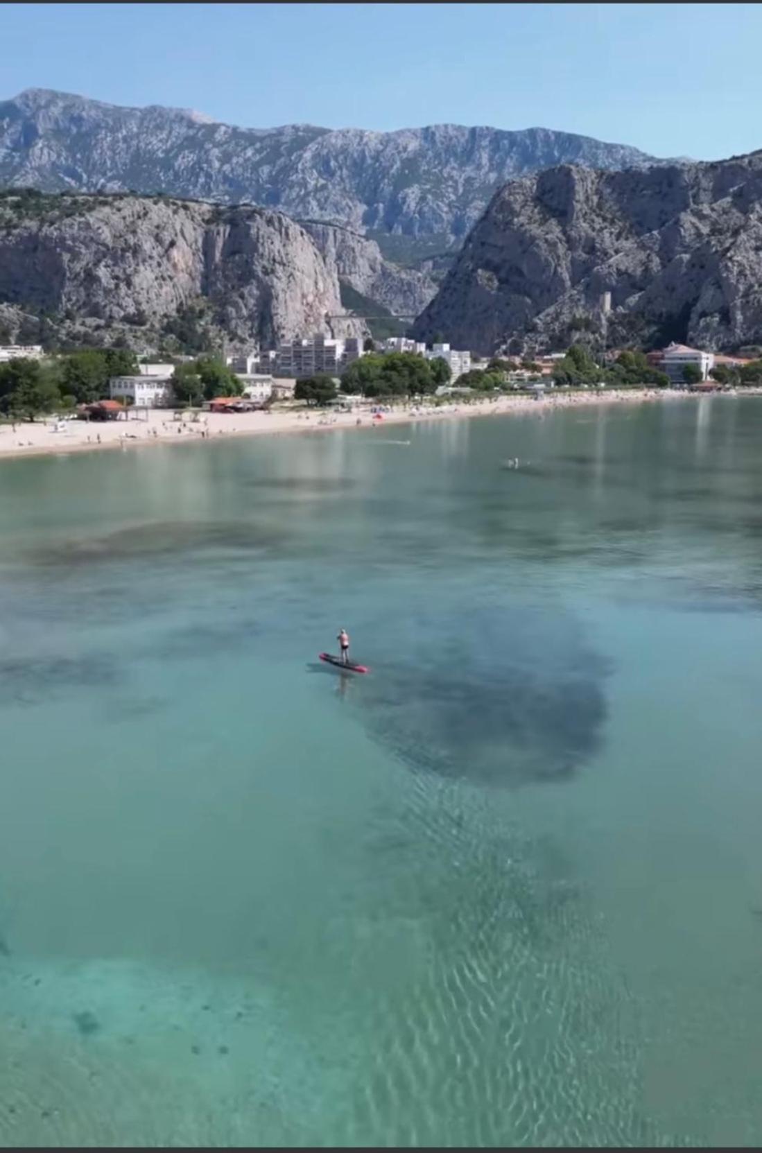Apartmani Branko Vojnovic Omis Phòng bức ảnh