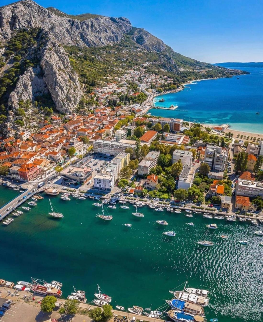 Apartmani Branko Vojnovic Omis Phòng bức ảnh