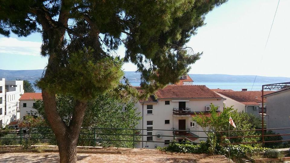 Apartmani Branko Vojnovic Omis Phòng bức ảnh